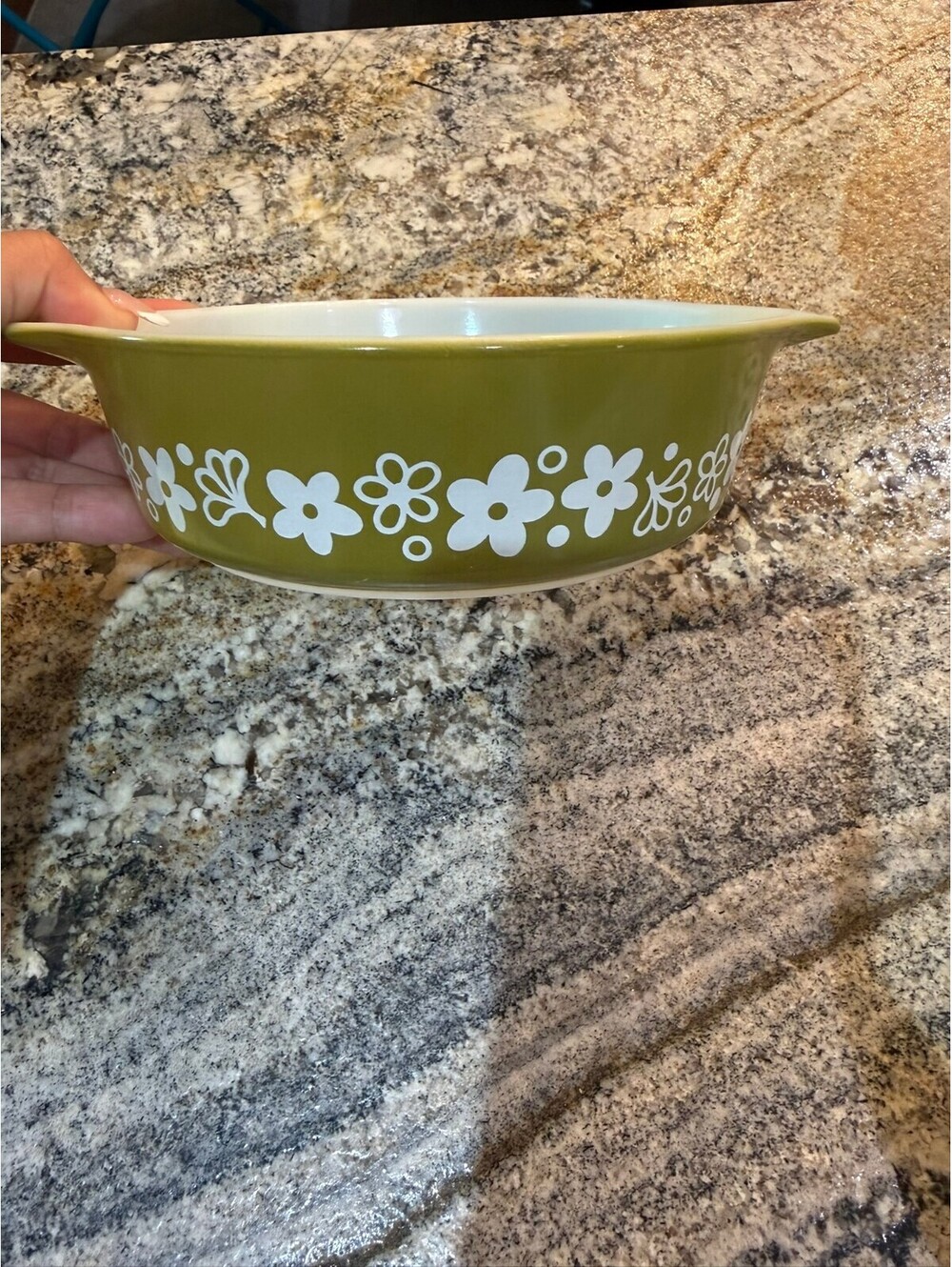 Vintage Pyrex Green Daisy Floral Casserole Dish
